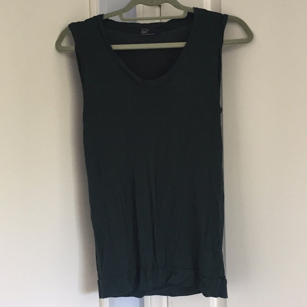 Gap green tank top